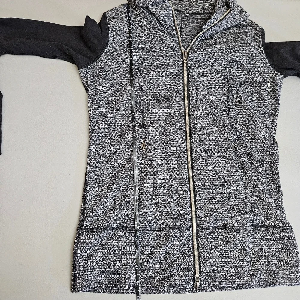 LULULEMON Daily‎ Yoga Jacket Coco Pique 4
